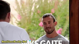 Buff athlete spunk soaked