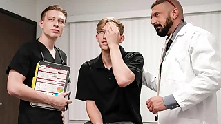 Smutty Gay Doctor Fucks His Favorite Patient there His Sickbay - Doctorblows