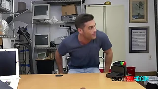 Muscular dude lets director be thrilled by his asshole til cumming